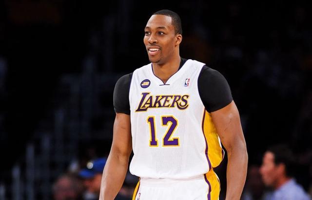 步行者轻取山东队，浓眉哥高光表现