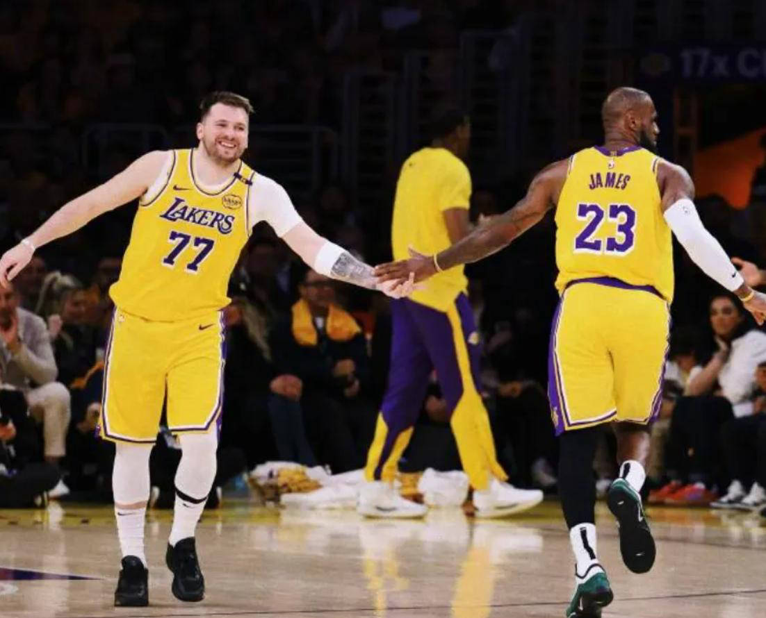 骑士轻取广东队，东契奇统治全场