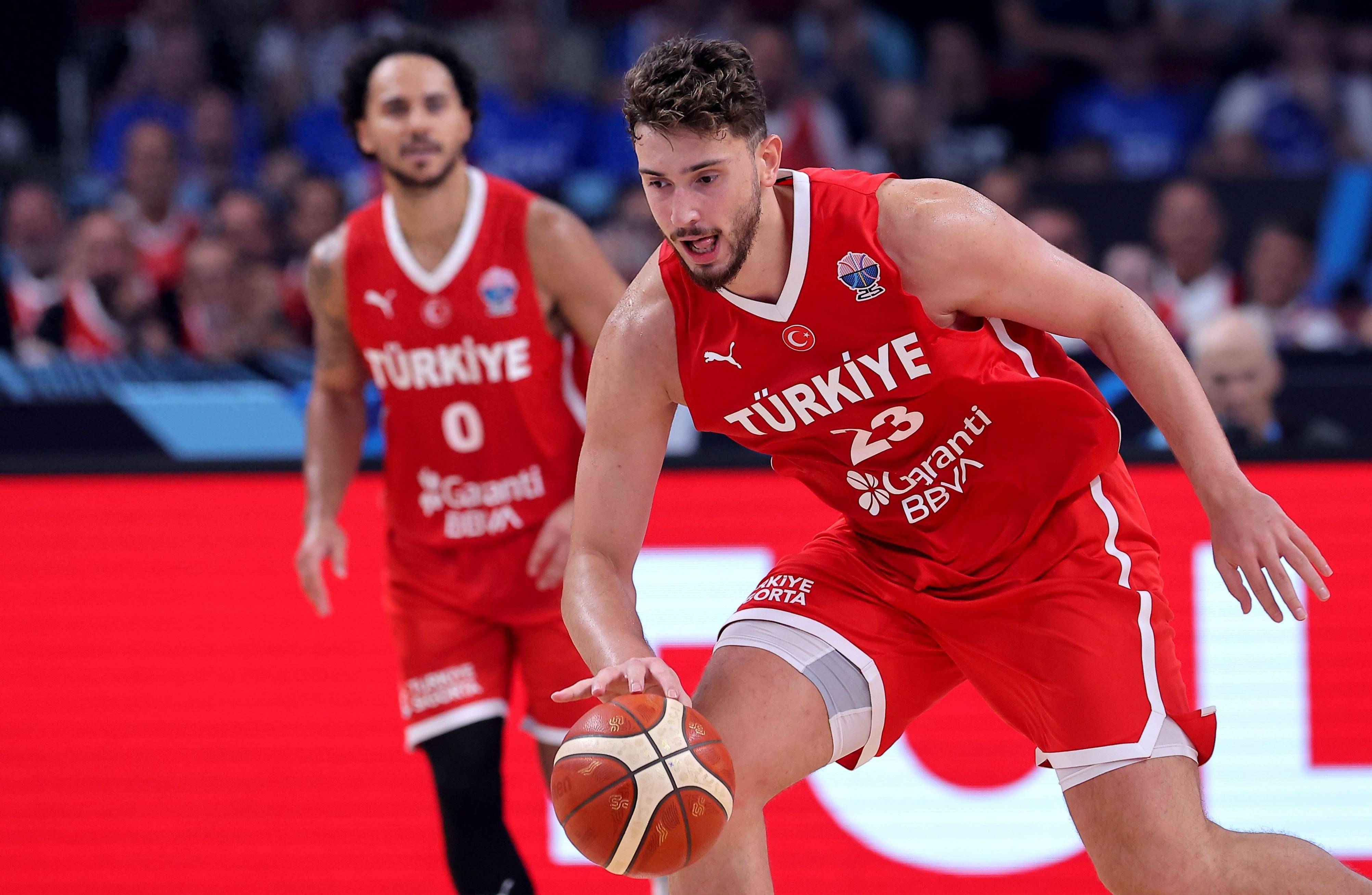 尼克斯险胜土耳其男篮,约基奇爆发神勇 尼克斯险胜土耳其男篮,约基奇爆发神勇