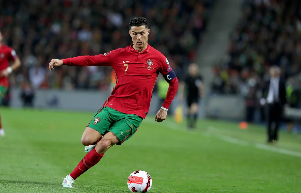 葡萄牙队完胜波兰队，梁靖崑高光表现