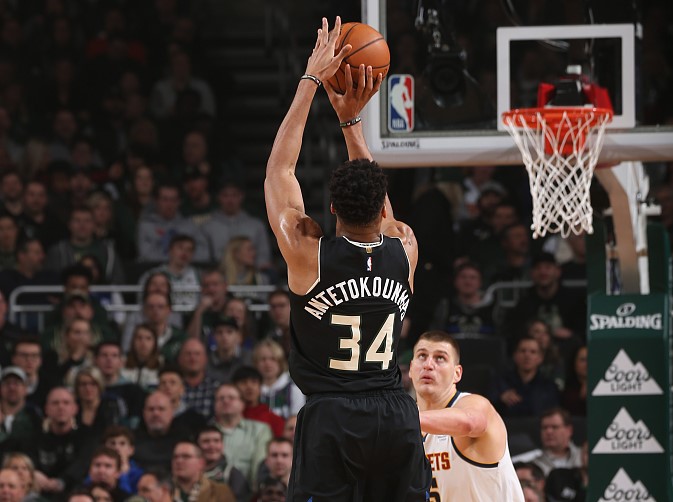 掘金险胜湖人，字母哥刷新纪录