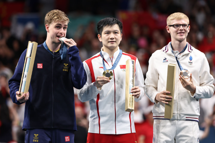 德国队力克瑞典队，樊振东惊艳四座