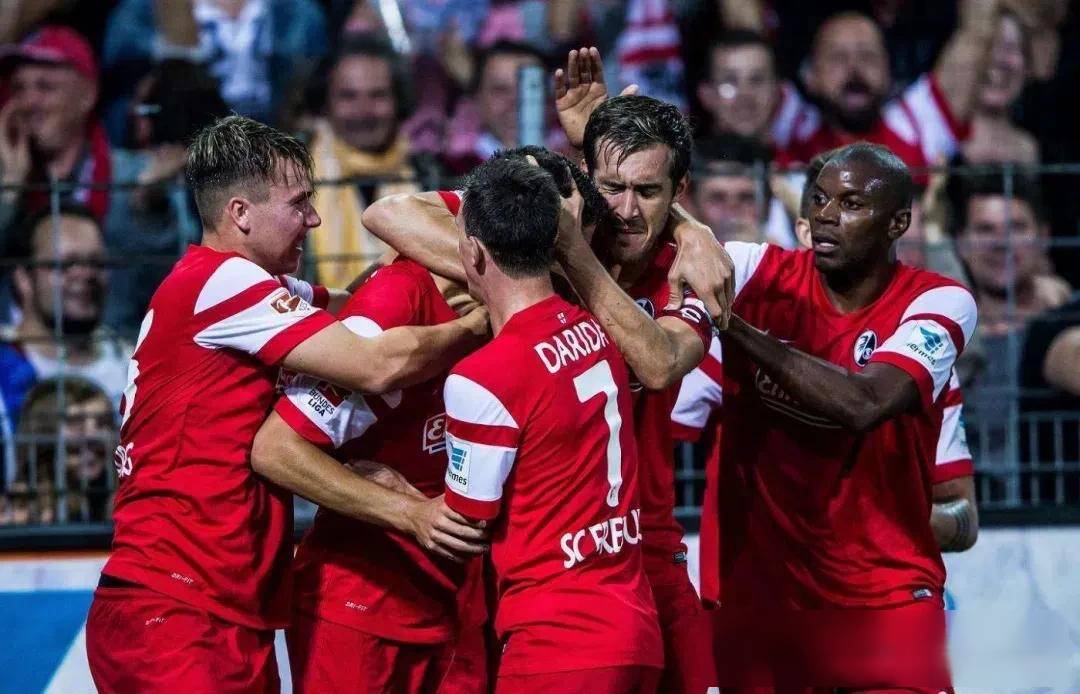 不莱梅对阵弗赖堡，胜负未定