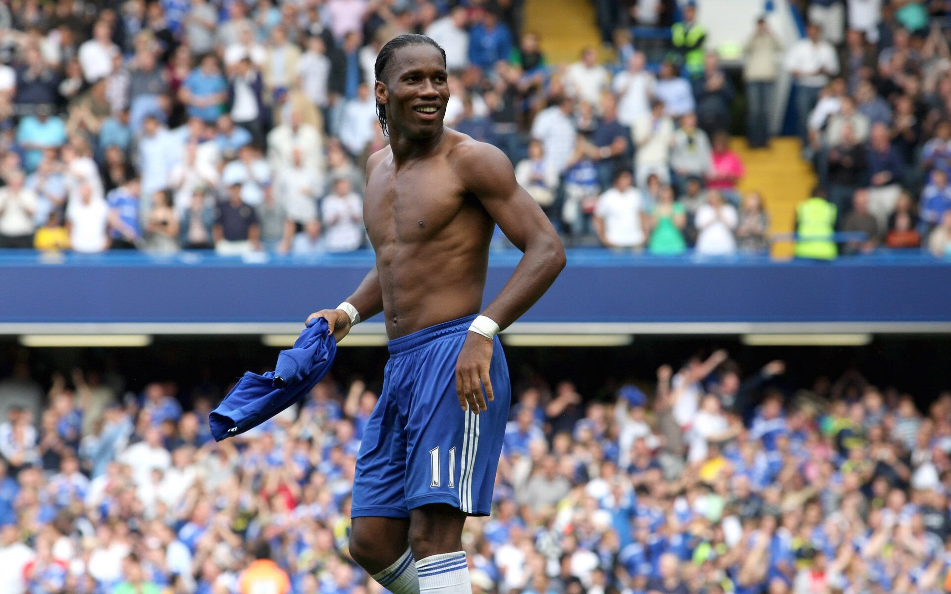 南半球与地中海的碰撞，范戴克里程碑之夜，新西兰与马赛的足球对话