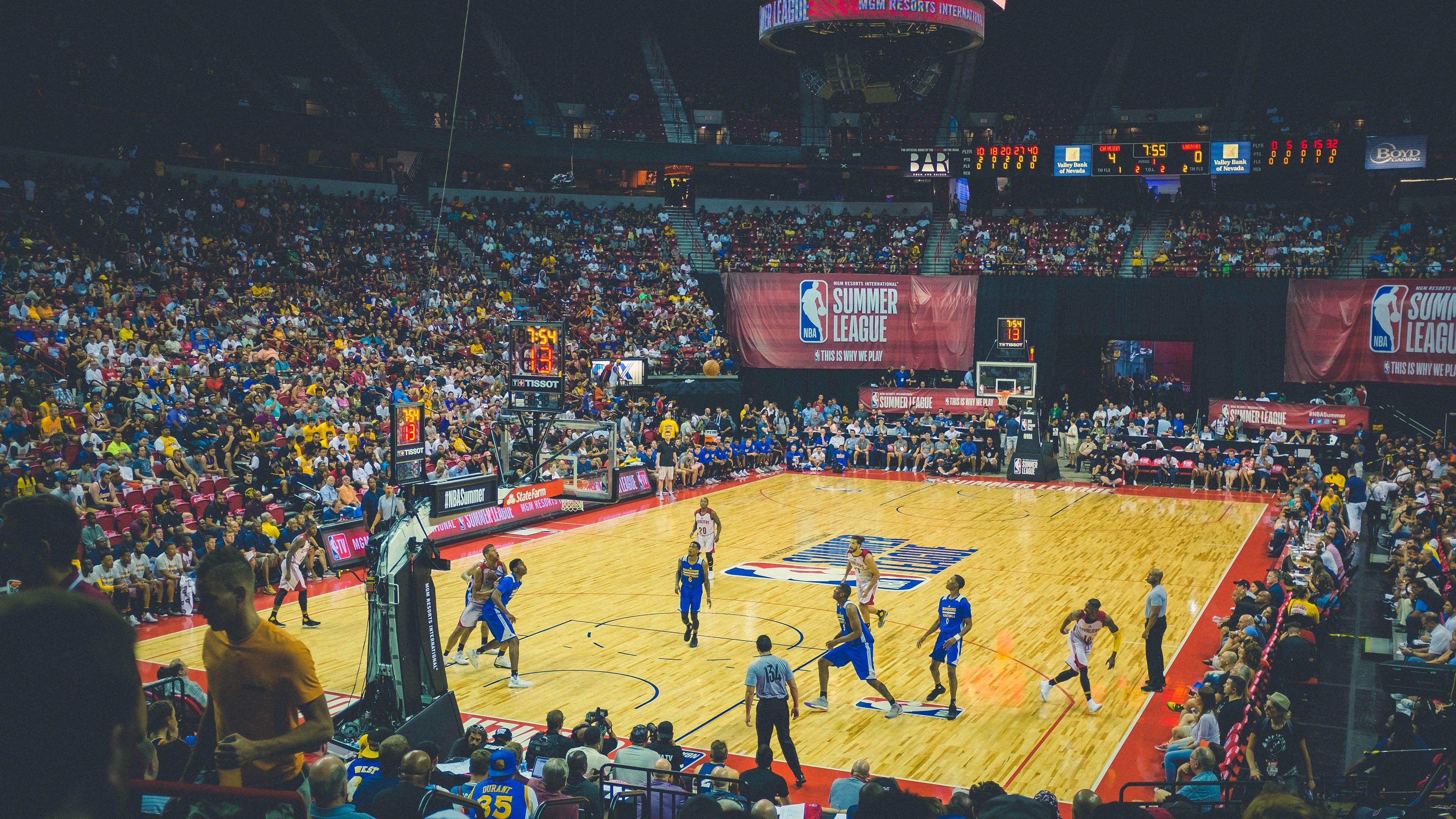 当传奇接管比赛,从快船末节风暴到詹姆斯抢七封神